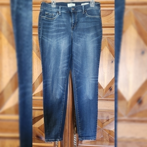 Jessica Simpson Super Skinny Jeans Sz 32 - Picture 1 of 8